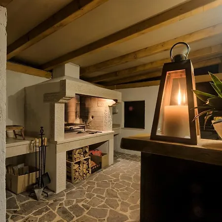 Sleeps 12 Pool Wifi